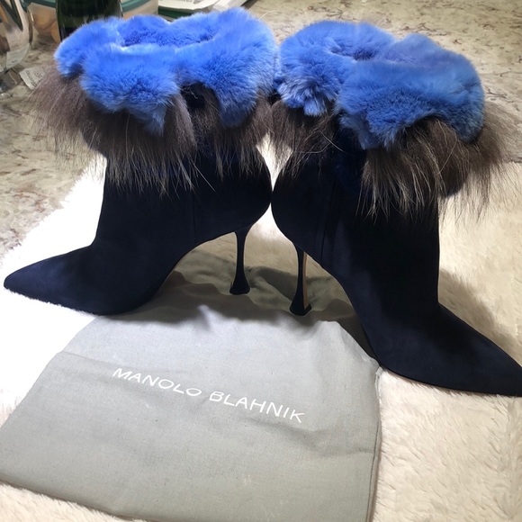 Manolo Blahnik Mink and Fox Fur ankle booties - Picture 2 of 8